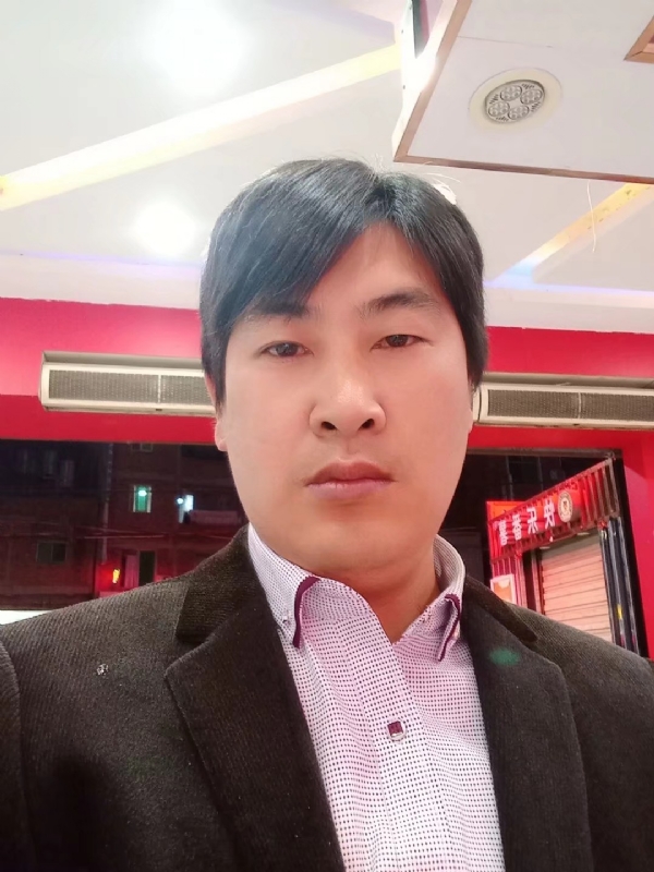 奔跑的第二张照片--泉州父母相亲团