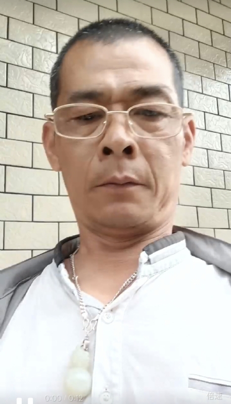 凌活泼的第一张照片--泉州父母相亲团