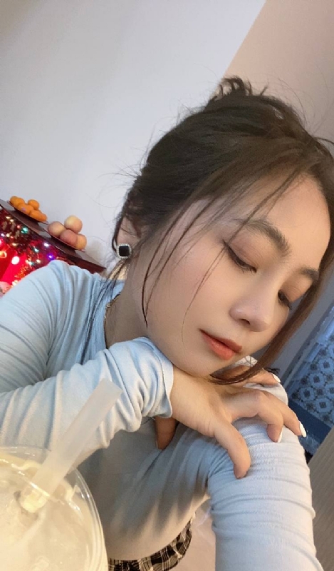 艳秋的第一张照片--泉州父母相亲团